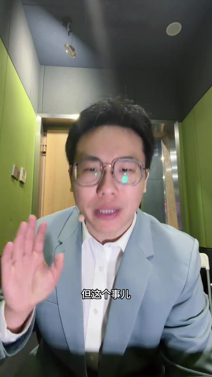 开云官网-解说：在球队做顾问对里弗斯是很舒适的一件事 该享受享受生活了